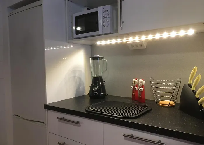 Appartement Aurora-center 1 *